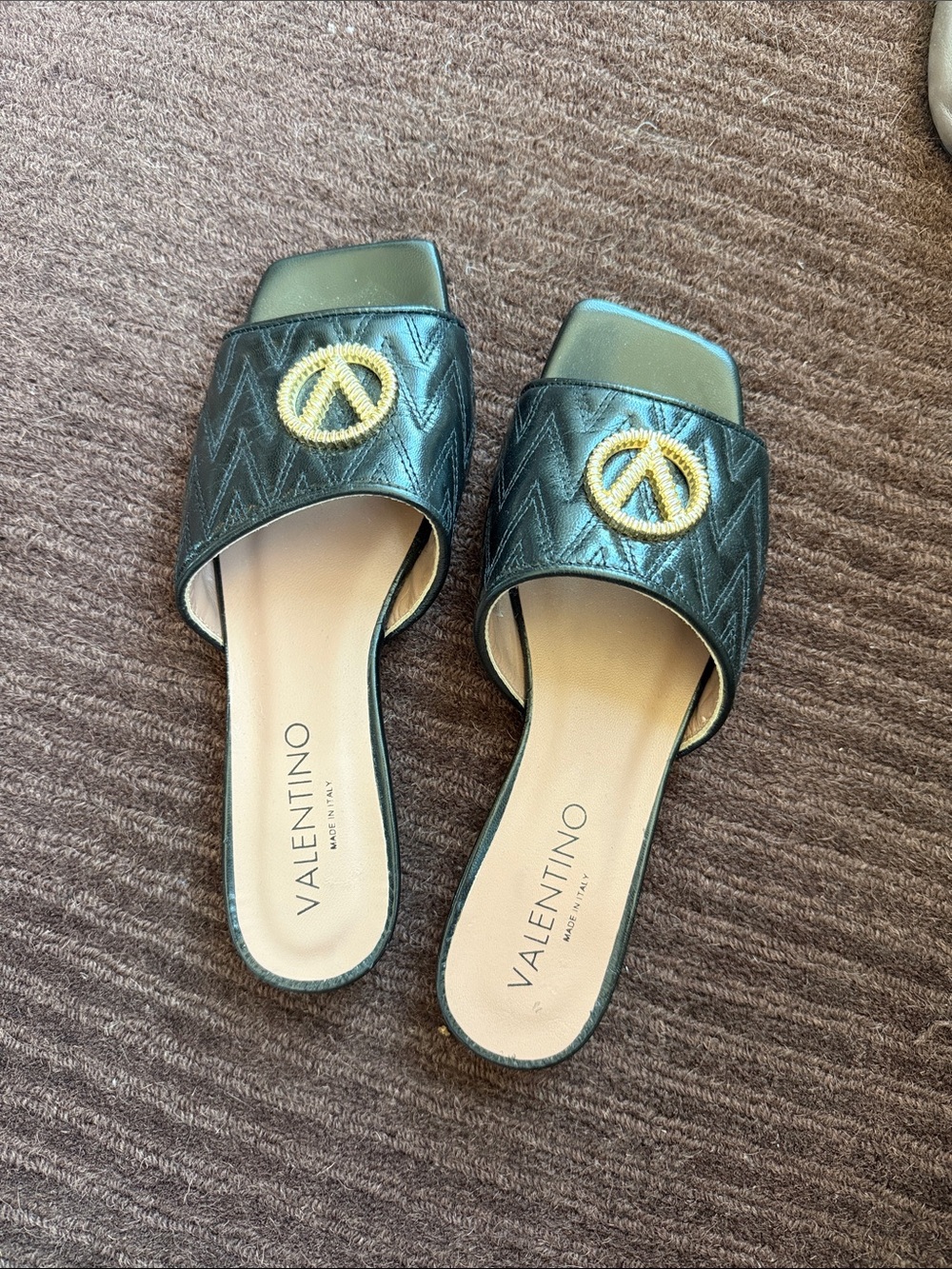 NWT Valentino Black Quilted Slide Sandals with Gold Medallion